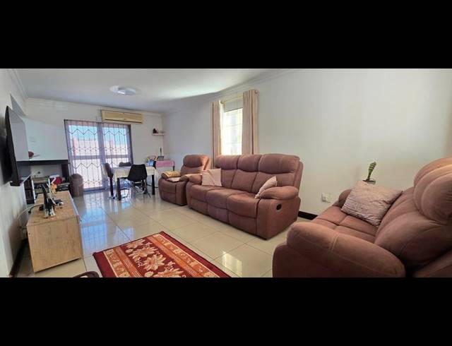 3 BEDROOM TOWNHOUSE FOR SALE IN RAISETHORPE